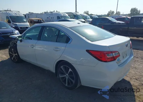 2015 Subaru Legacy 2.5I Limited z USA, uszkodzony, nr VIN 4S3BNAJ67F3062828